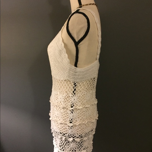 Romeo & Juliet Couture White Crochet Tank Top - Picture 2 of 6